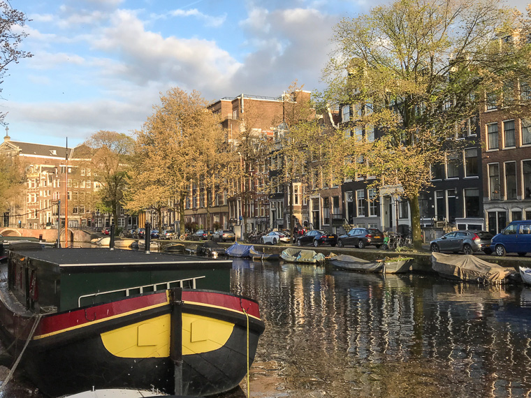 self guided walking tour of amsterdam